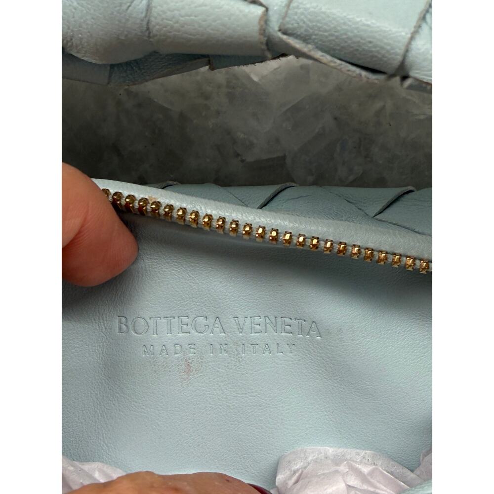BOTTEGA VENETA - LIGHT BLUE MINI JODIE BAG - Picture 9 of 10